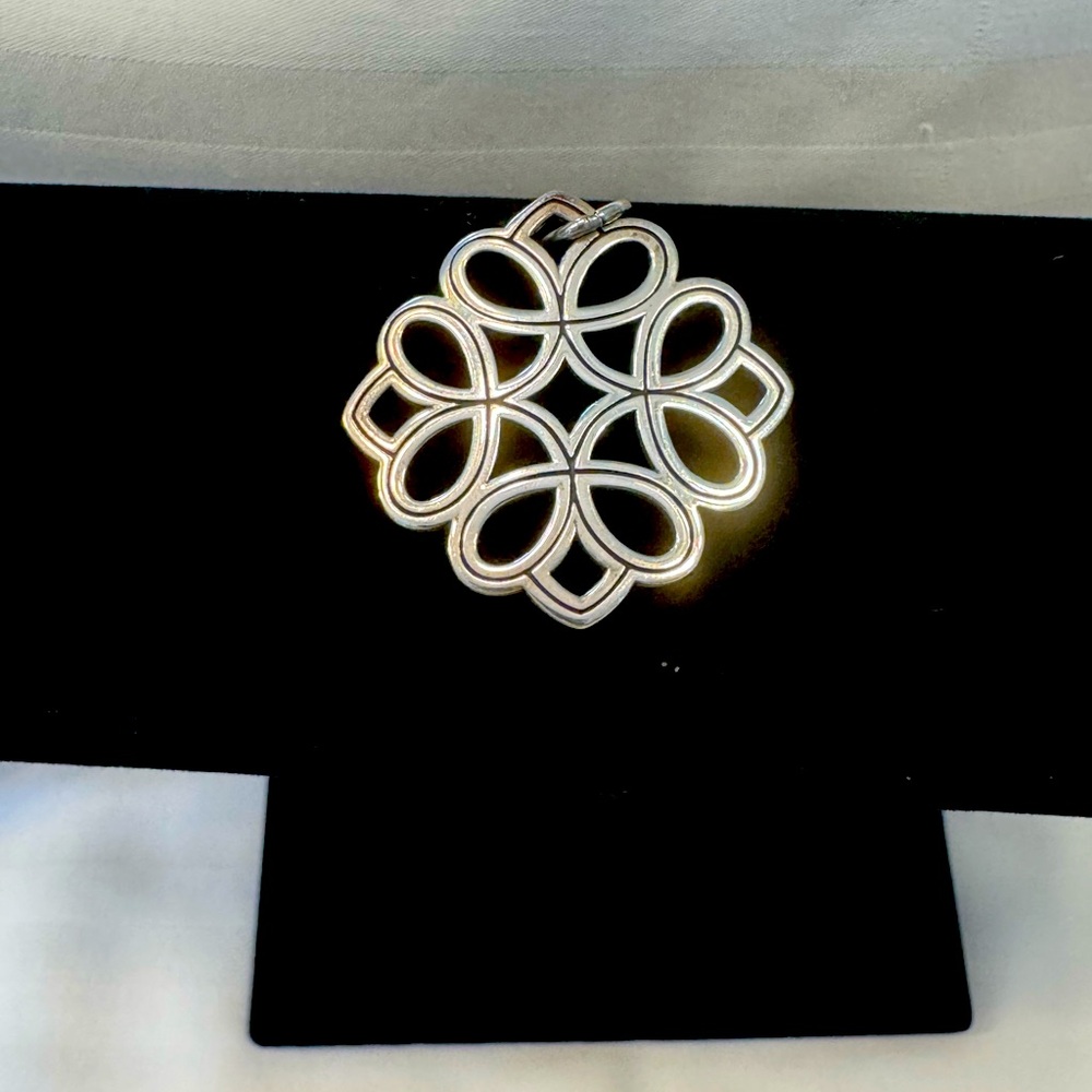 Rare Retired James Avery Sterling Silver TRACERY Openwork Pendant